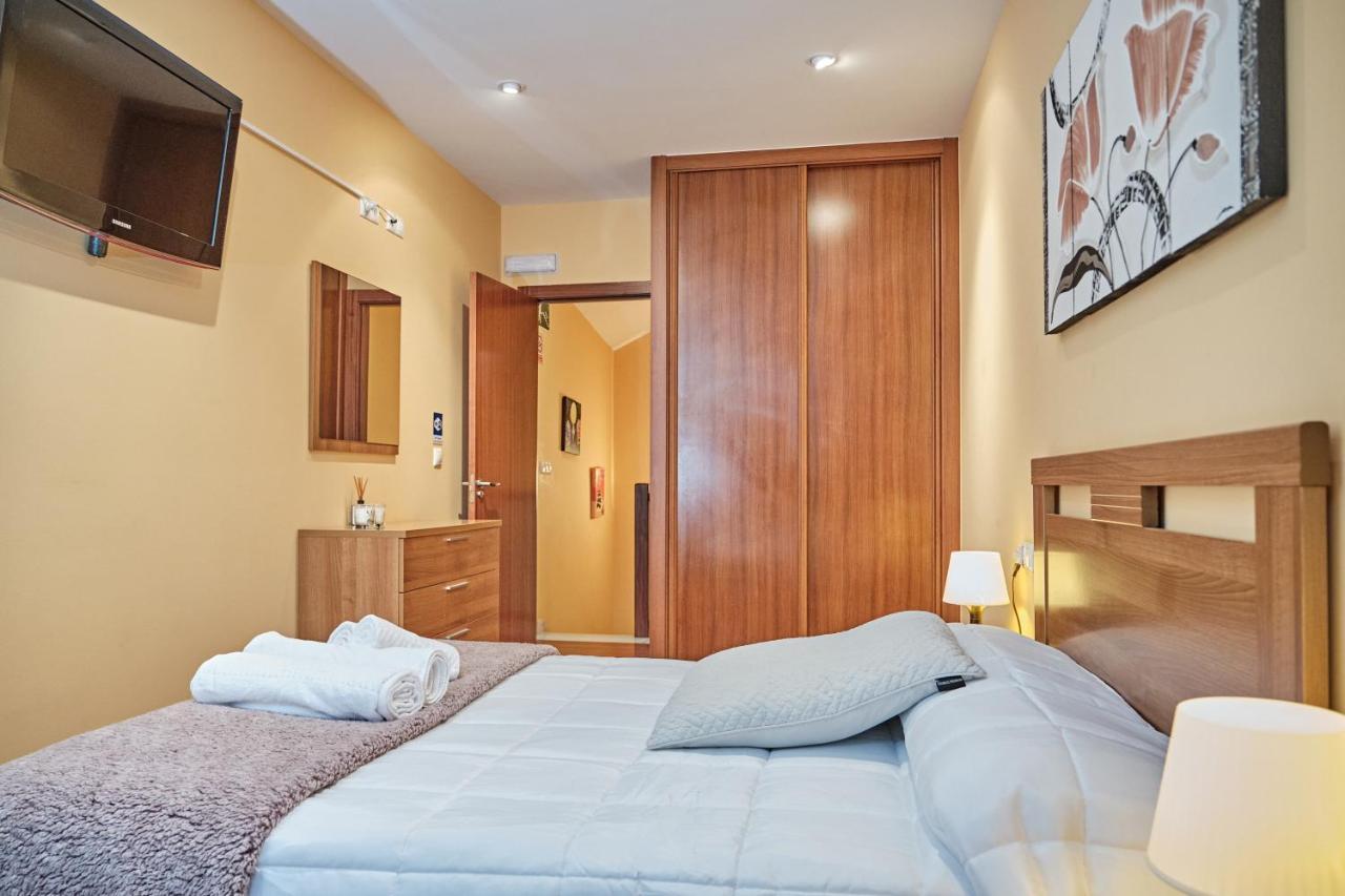 Peregrina Pension 1 O Pedrouzo Εξωτερικό φωτογραφία
